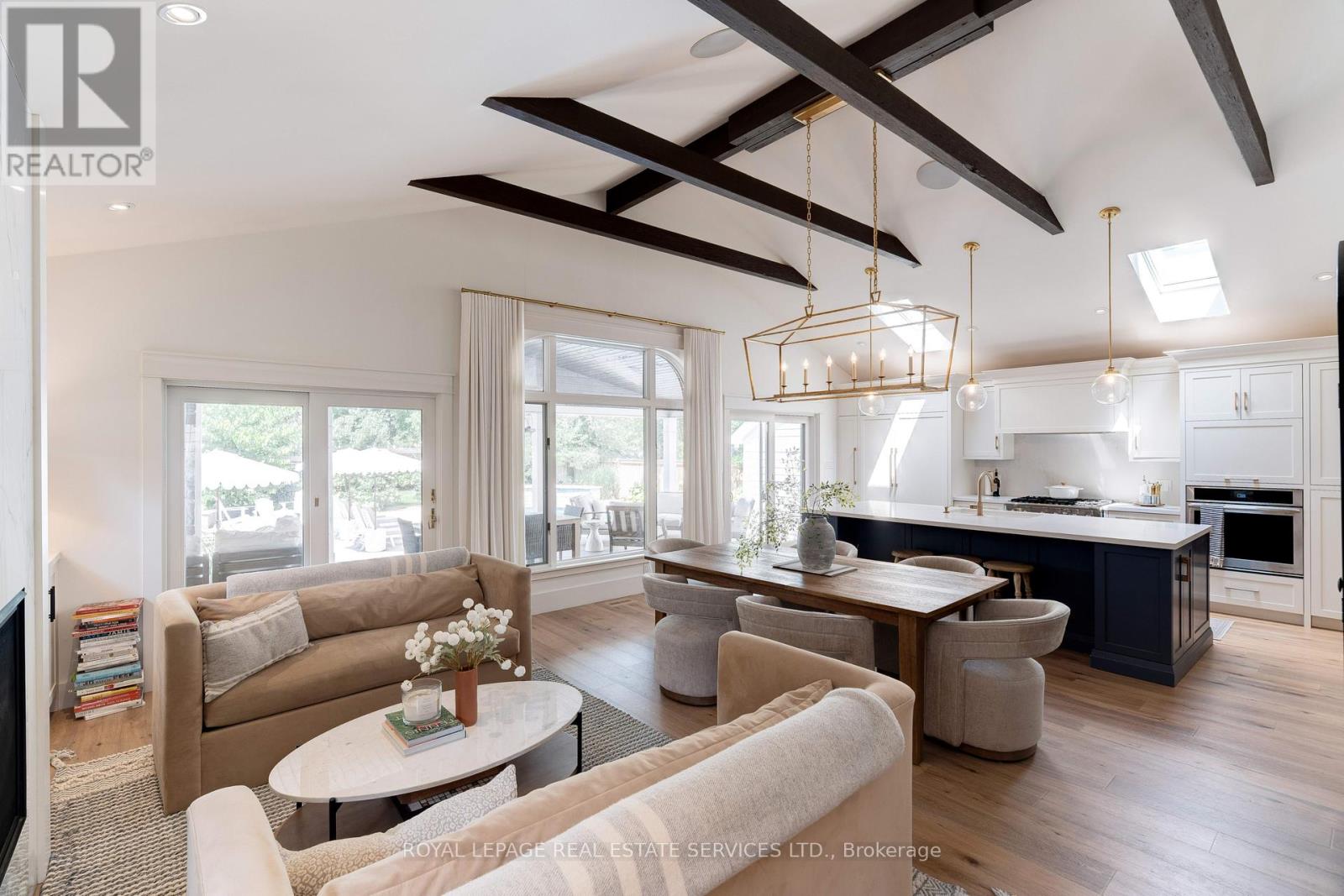 41 Fairwood Place E, Burlington, Ontario  L7T 2B7 - Photo 11 - W12594222