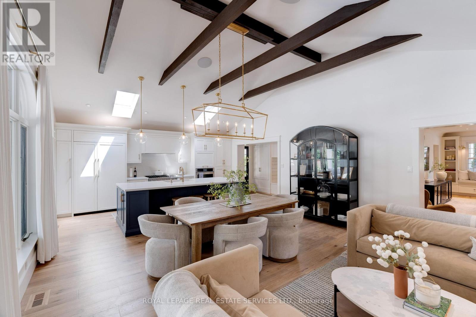 41 Fairwood Place E, Burlington, Ontario  L7T 2B7 - Photo 12 - W12594222