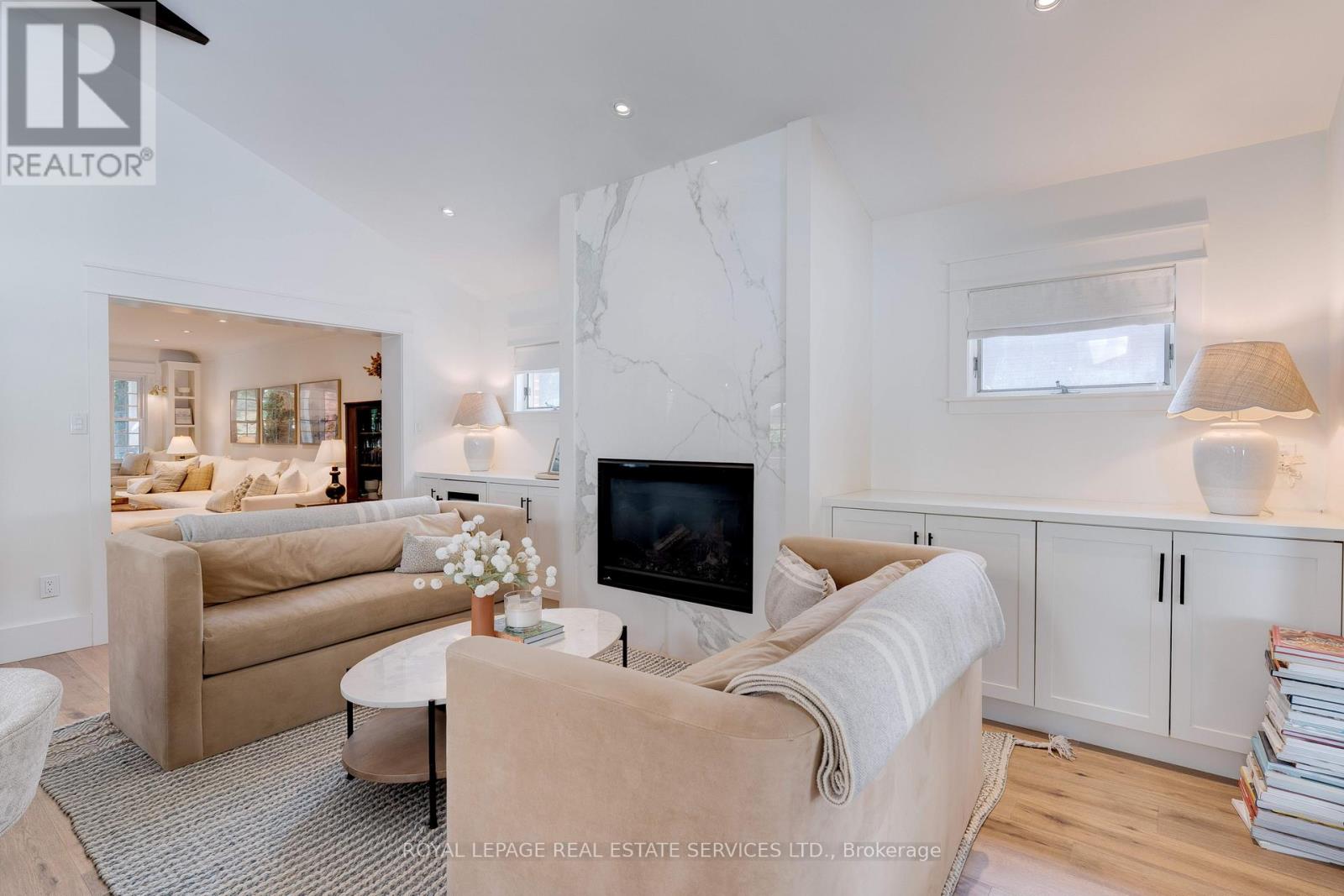 41 Fairwood Place E, Burlington, Ontario  L7T 2B7 - Photo 13 - W12594222