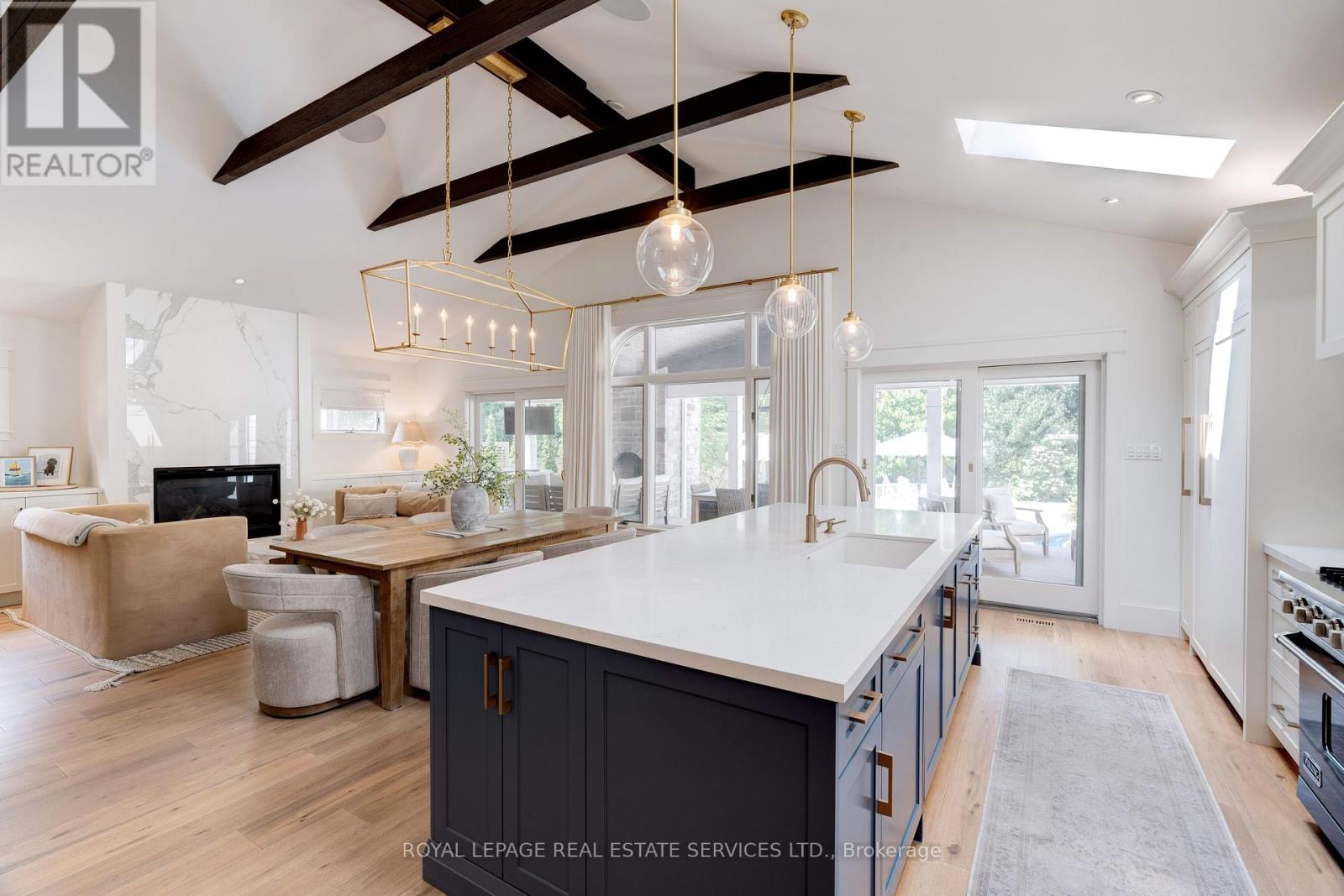 41 Fairwood Place E, Burlington, Ontario  L7T 2B7 - Photo 18 - W12594222