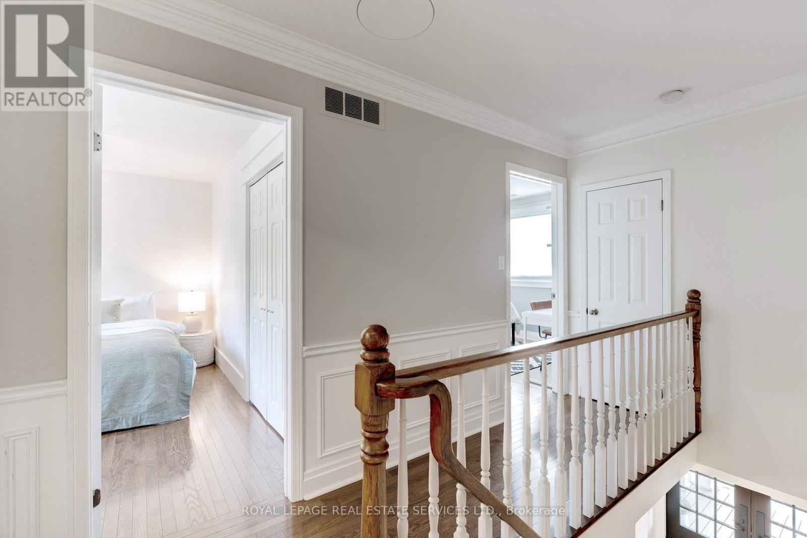 41 Fairwood Place E, Burlington, Ontario  L7T 2B7 - Photo 24 - W12594222