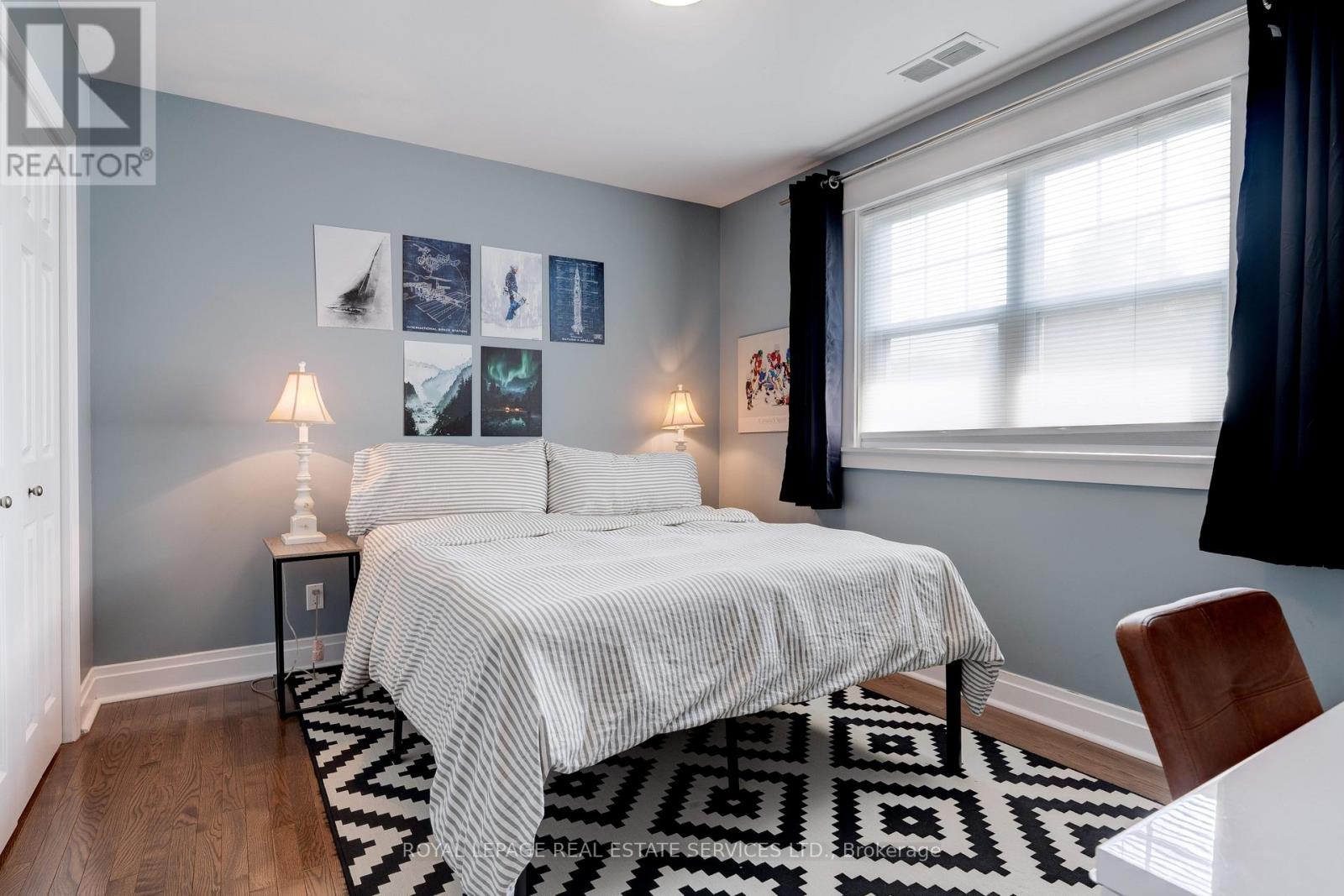 41 Fairwood Place E, Burlington, Ontario  L7T 2B7 - Photo 26 - W12594222