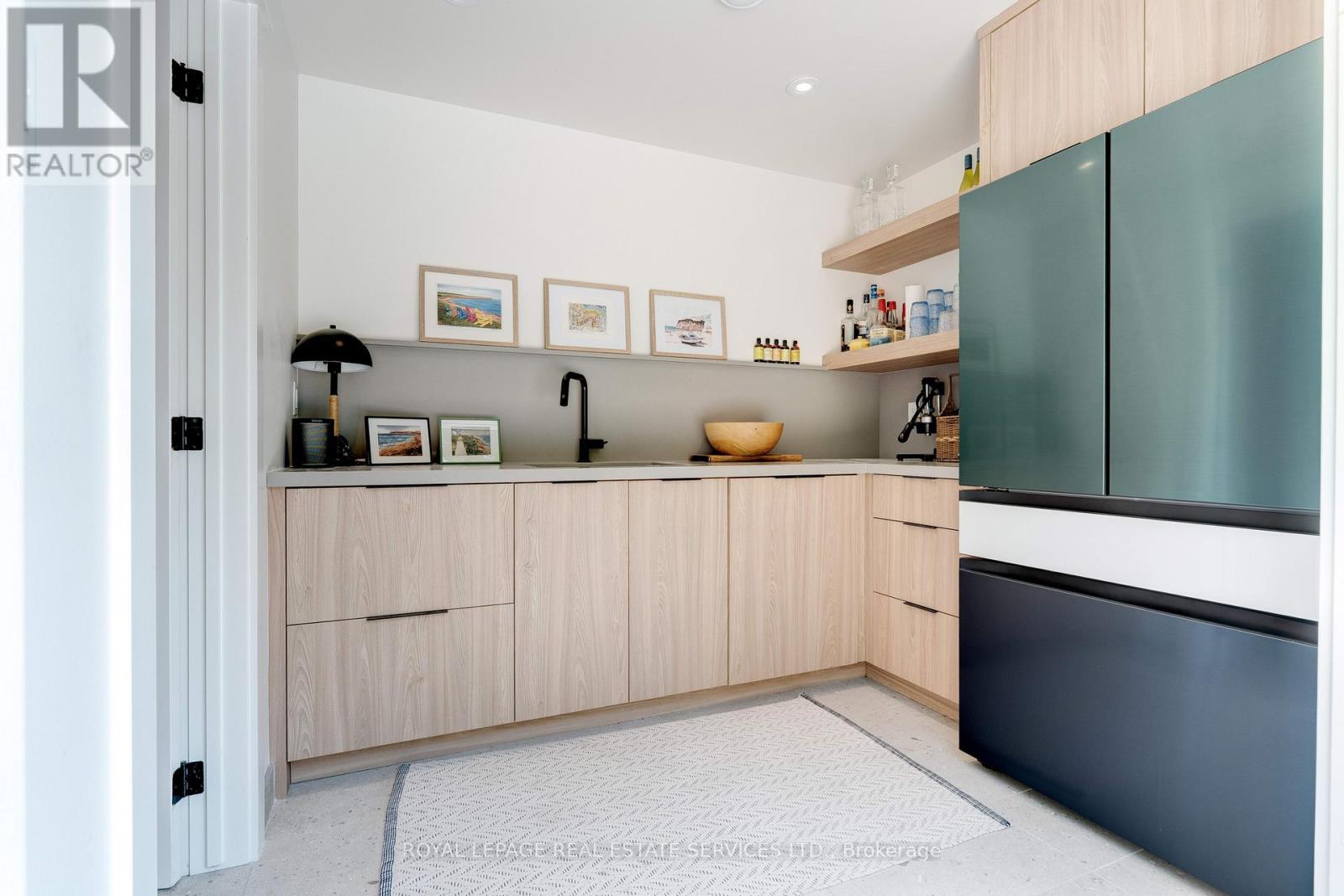 41 Fairwood Place E, Burlington, Ontario  L7T 2B7 - Photo 48 - W12594222