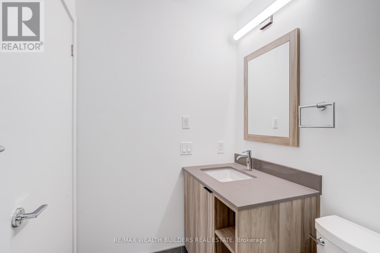 718 - 1037 The Queensway, Toronto, Ontario M8Z 6C7 - Photo 15 - W12594258