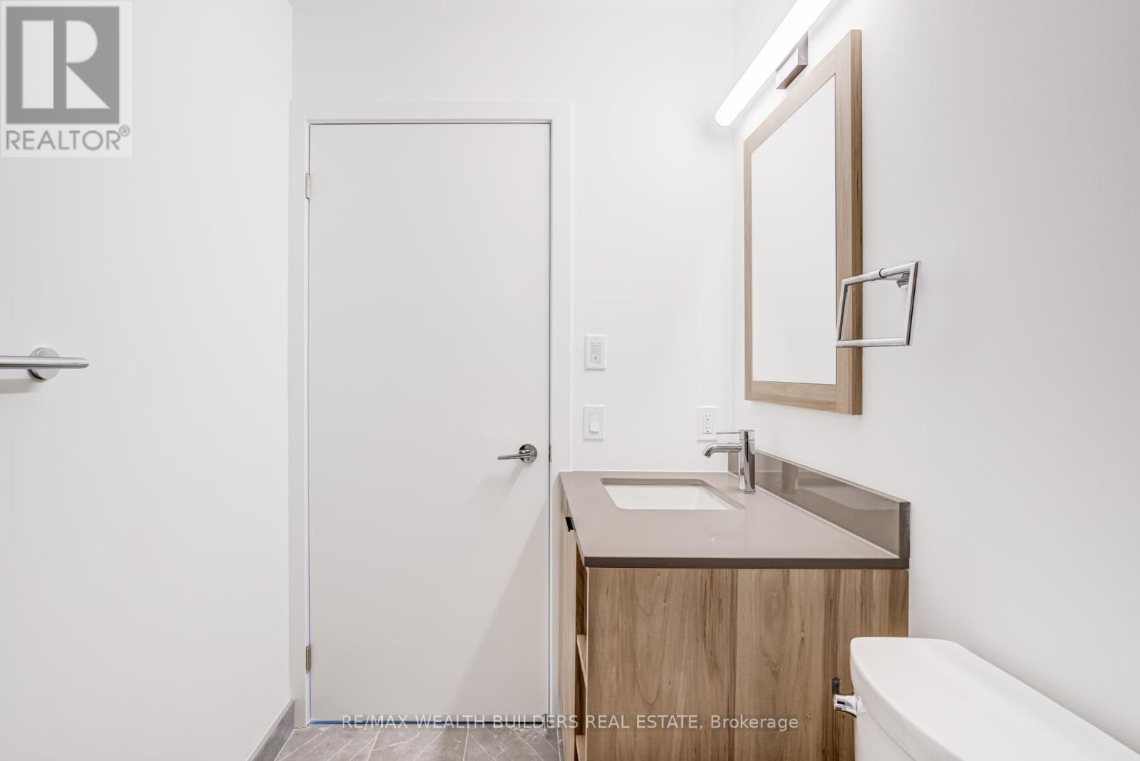 718 - 1037 The Queensway, Toronto, Ontario M8Z 6C7 - Photo 16 - W12594258