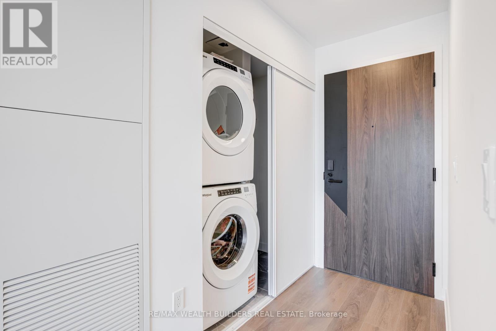 718 - 1037 The Queensway, Toronto, Ontario M8Z 6C7 - Photo 17 - W12594258