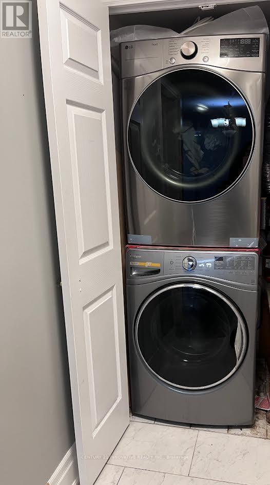 1408 - 35 Kingsbridge Garden Circle, Mississauga, Ontario  L5R 3Z5 - Photo 11 - W12594312