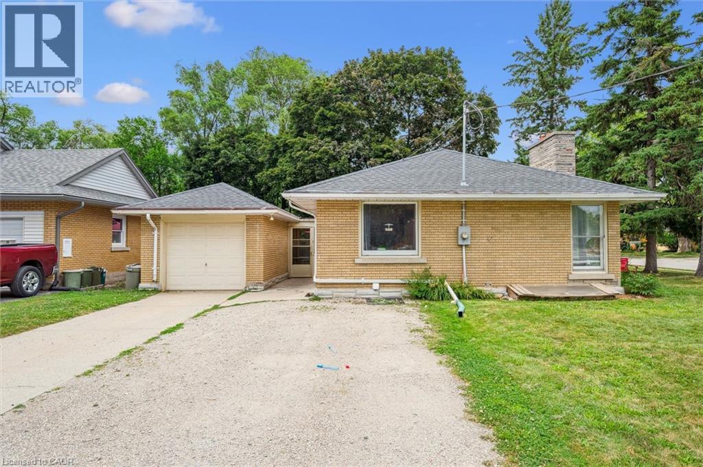 143 Bruce Street, Kitchener, Ontario  N2B 1Y9 - Photo 3 - 40750218