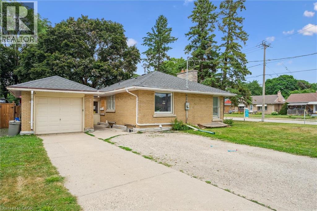 143 Bruce Street, Kitchener, Ontario  N2B 1Y9 - Photo 5 - 40750218