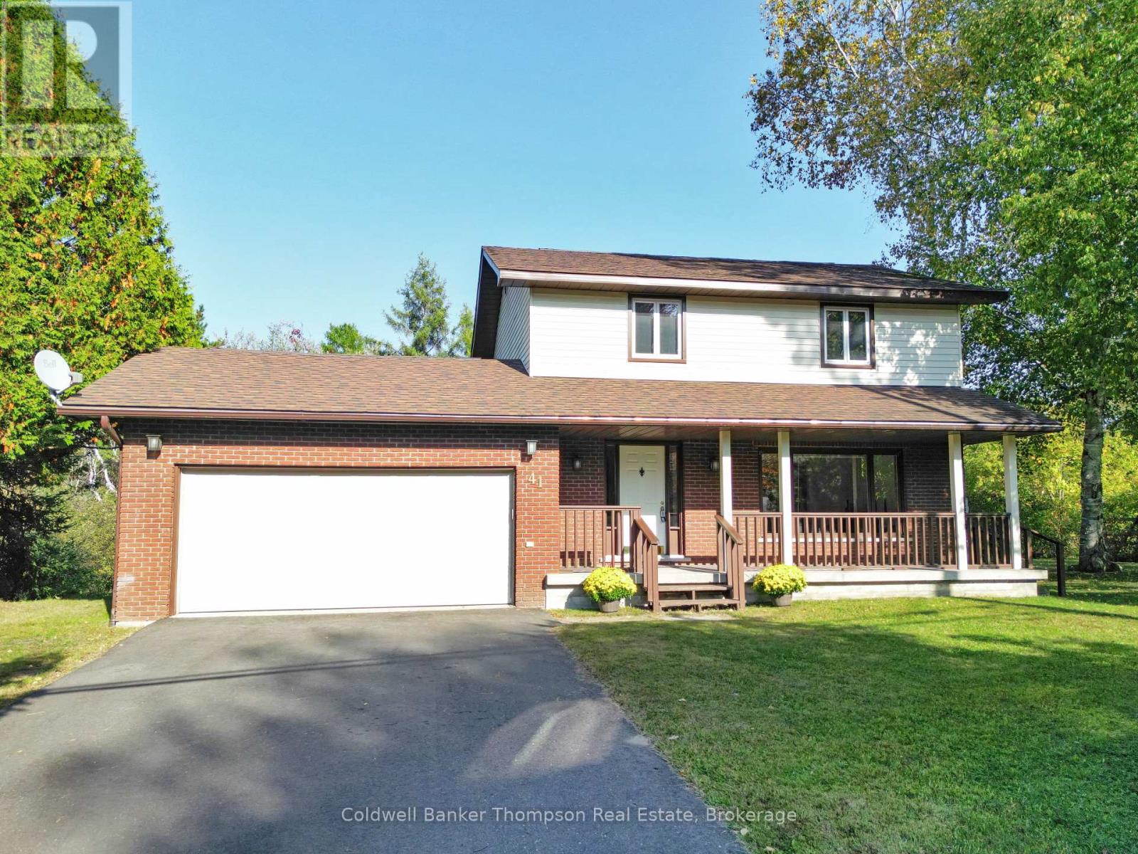 41 Hodges Lane, Huntsville, Ontario  P1H 1M7 - Photo 1 - X12594440