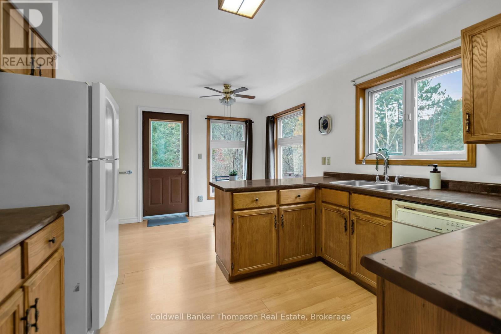 41 Hodges Lane, Huntsville, Ontario  P1H 1M7 - Photo 10 - X12594440