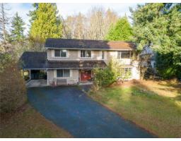 <div class="price">$1,900,000</div> 12733 22 Avenue, Surrey<br><div style="margin-bottom:8px;"><small>Sutton Group-West Coast Realty (Surrey/24)</small></div><div class='bed_bath'>6 Bed | 3 Bath</div>