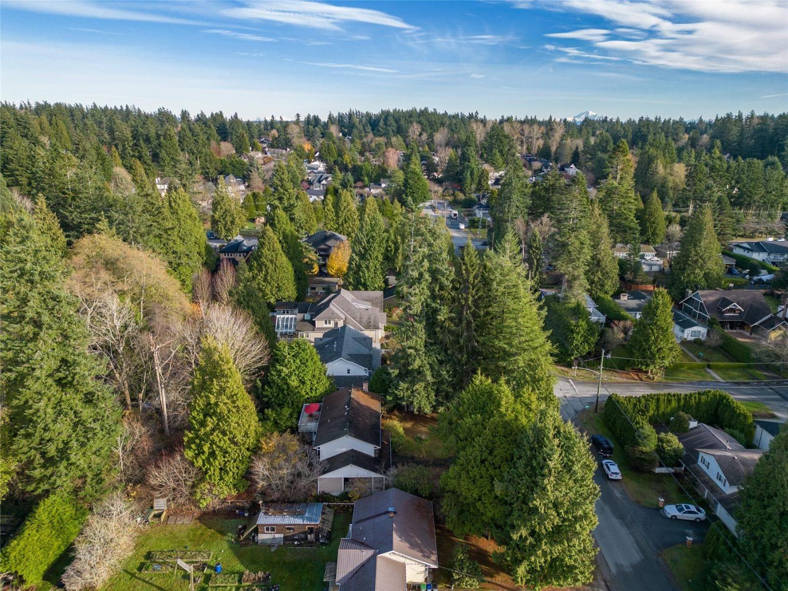 12733 22 Avenue, Surrey, British Columbia  V4A 2B9 - Photo 2 - R3071032