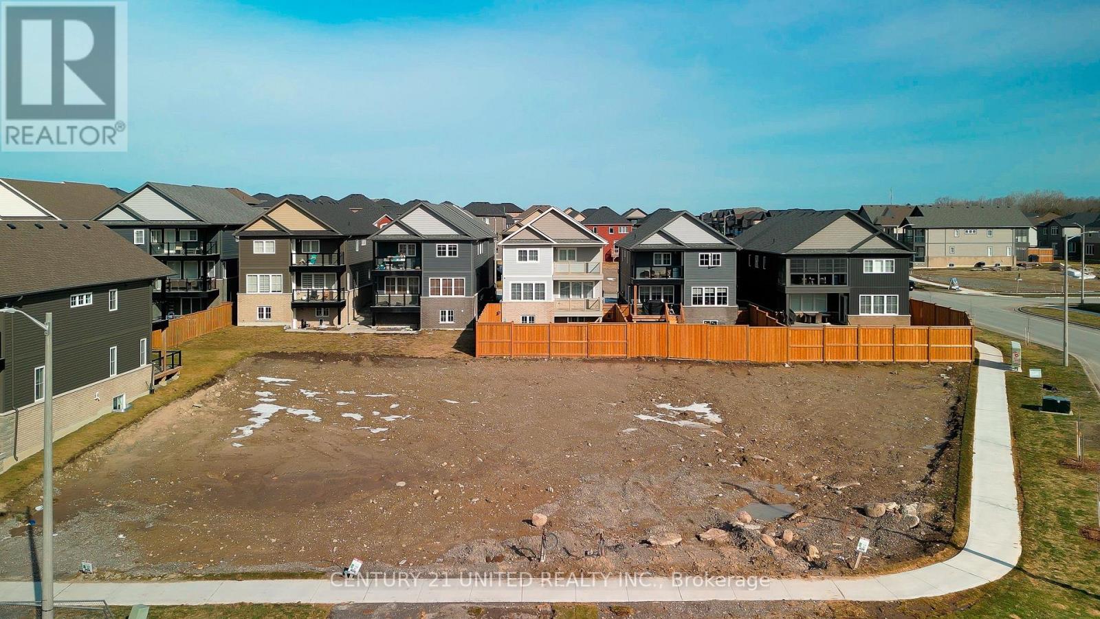 85 York Drive, Peterborough, Ontario  K9K 0H6 - Photo 2 - X12594358