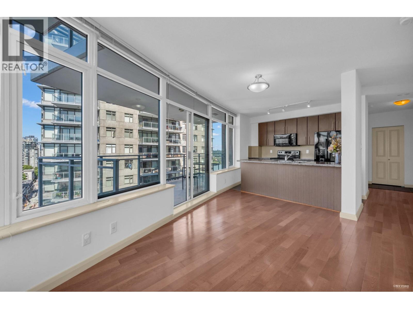 2706 898 Carnarvon Street, New Westminster, British Columbia  V3M 0C3 - Photo 10 - R3071412