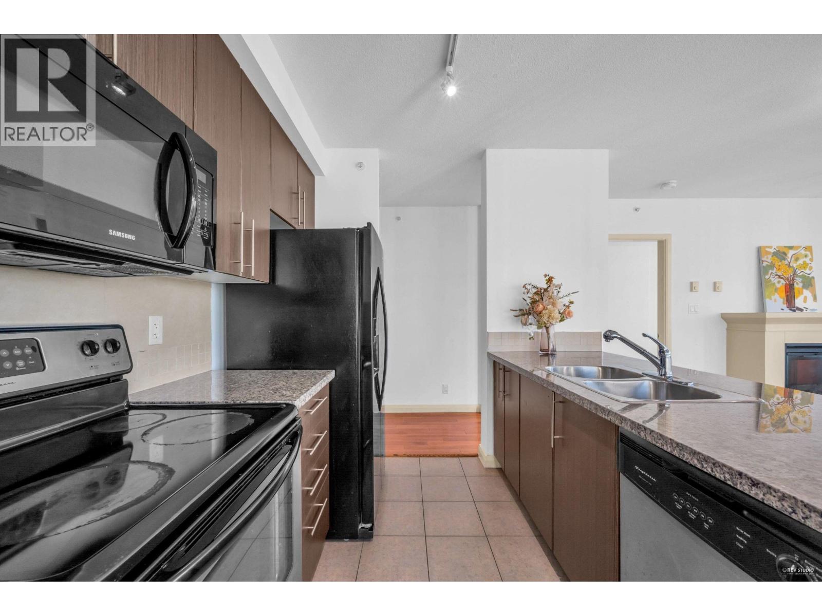 2706 898 Carnarvon Street, New Westminster, British Columbia  V3M 0C3 - Photo 12 - R3071412