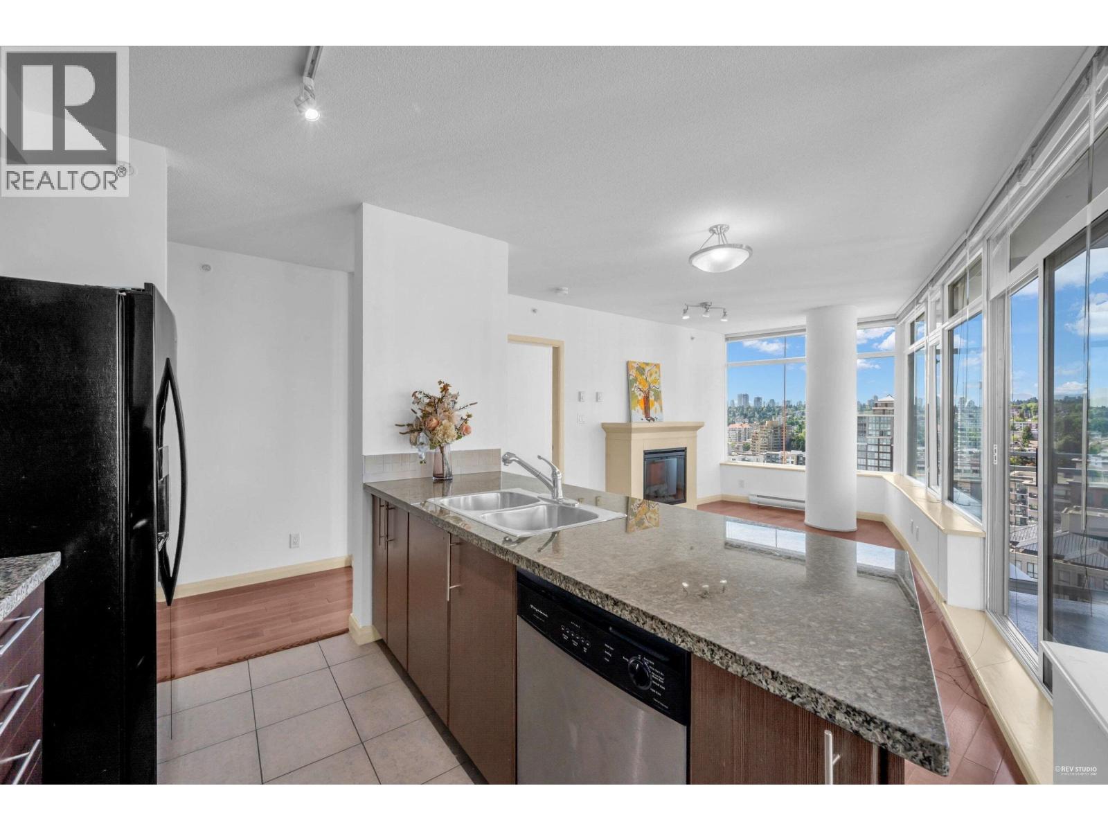 2706 898 Carnarvon Street, New Westminster, British Columbia  V3M 0C3 - Photo 13 - R3071412