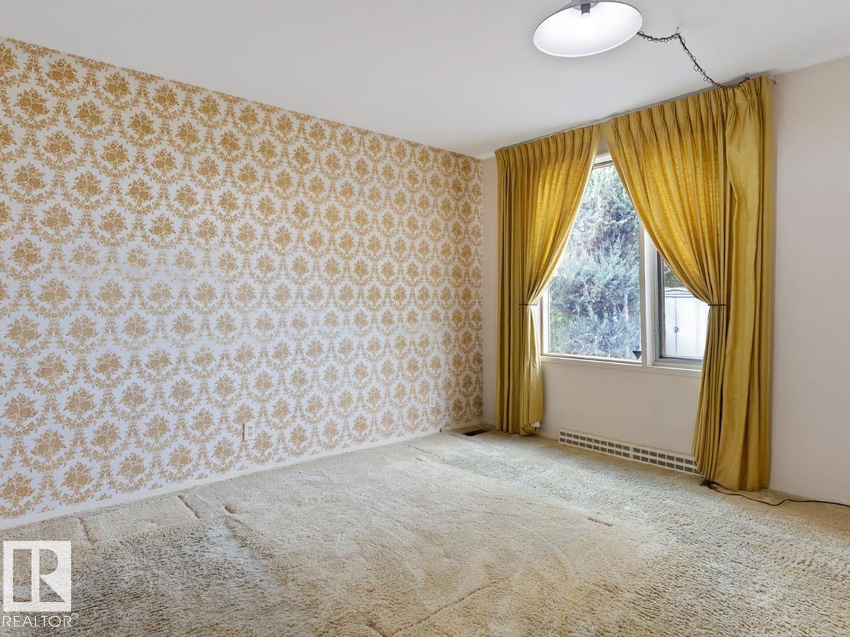 7404 Rowland Rd Nw, Edmonton, Alberta  T6A 3W1 - Photo 22 - E4467226