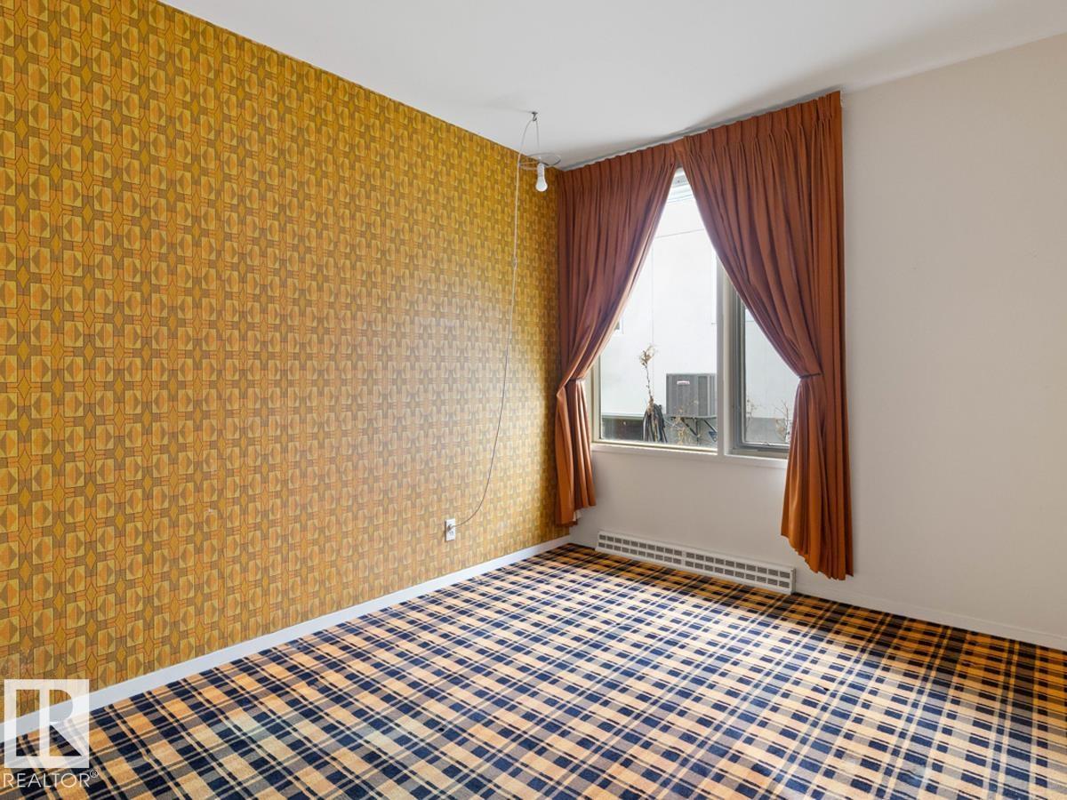 7404 Rowland Rd Nw, Edmonton, Alberta  T6A 3W1 - Photo 25 - E4467226