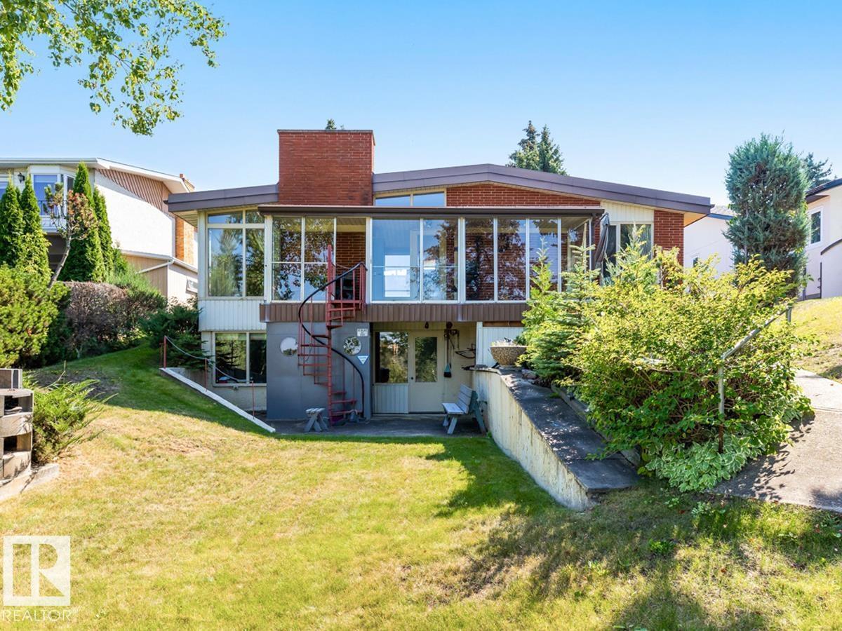 7404 Rowland Rd Nw, Edmonton, Alberta  T6A 3W1 - Photo 44 - E4467226