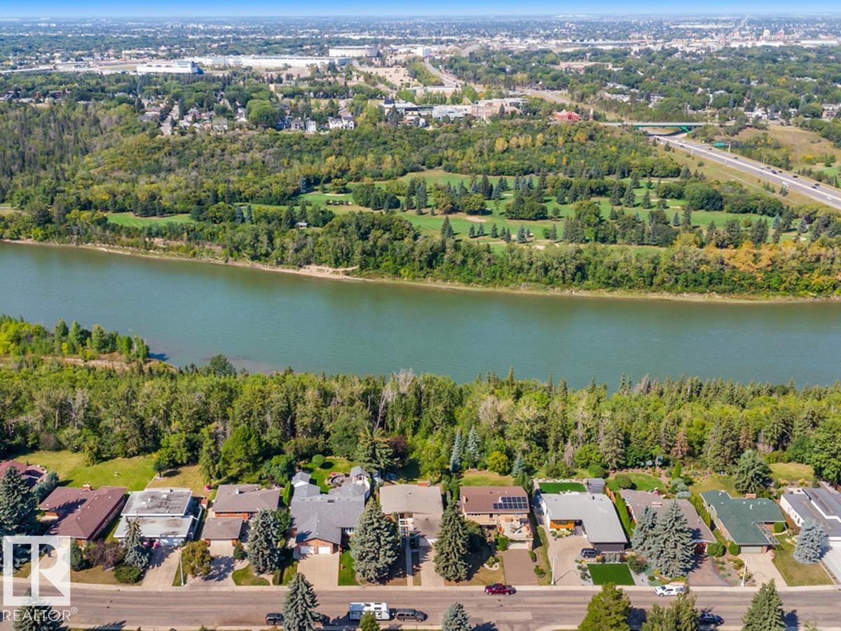 7404 Rowland Rd Nw, Edmonton, Alberta  T6A 3W1 - Photo 47 - E4467226