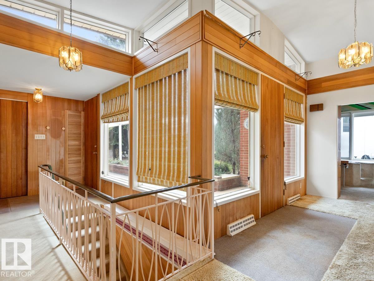 7404 Rowland Rd Nw, Edmonton, Alberta  T6A 3W1 - Photo 8 - E4467226