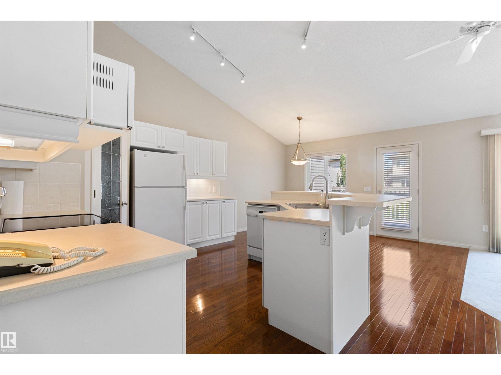 #7 10848 8 Av Sw, Edmonton, Alberta T6W 1G5 - Photo 28 - E4467228