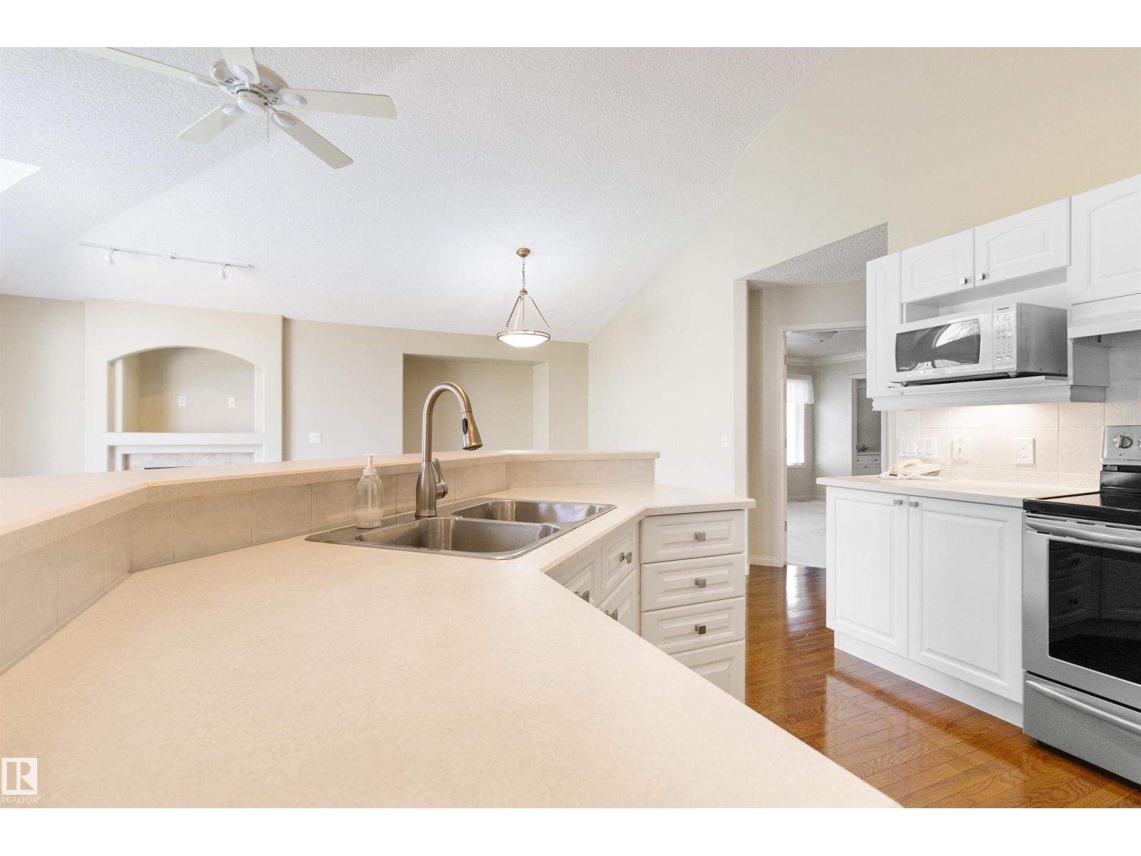 #7 10848 8 Av Sw, Edmonton, Alberta T6W 1G5 - Photo 31 - E4467228