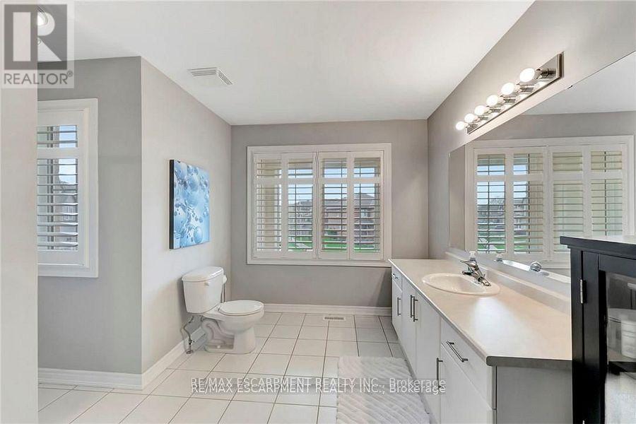 349 Valridge Drive, Hamilton, Ontario L9G 0B1 - Photo 23 - X12594114