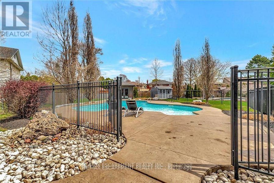 349 Valridge Drive, Hamilton, Ontario L9G 0B1 - Photo 31 - X12594114