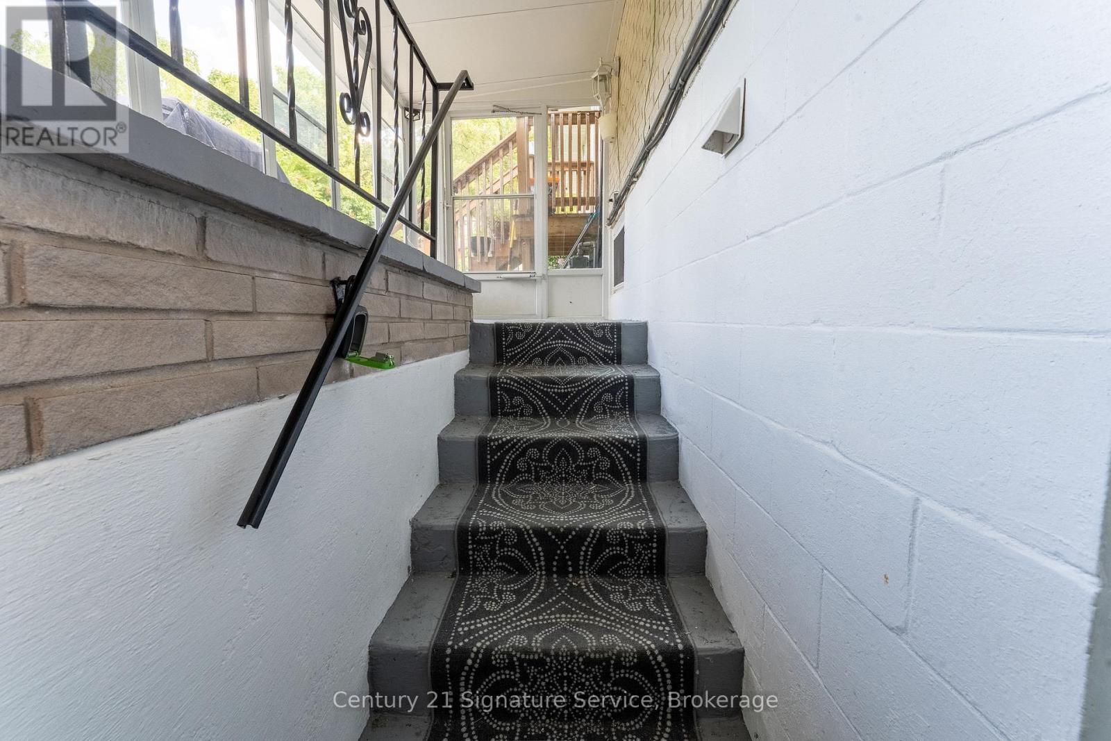 Basement - 15 Joy Court, Hamilton, Ontario  L8K 5R7 - Photo 5 - X12594226