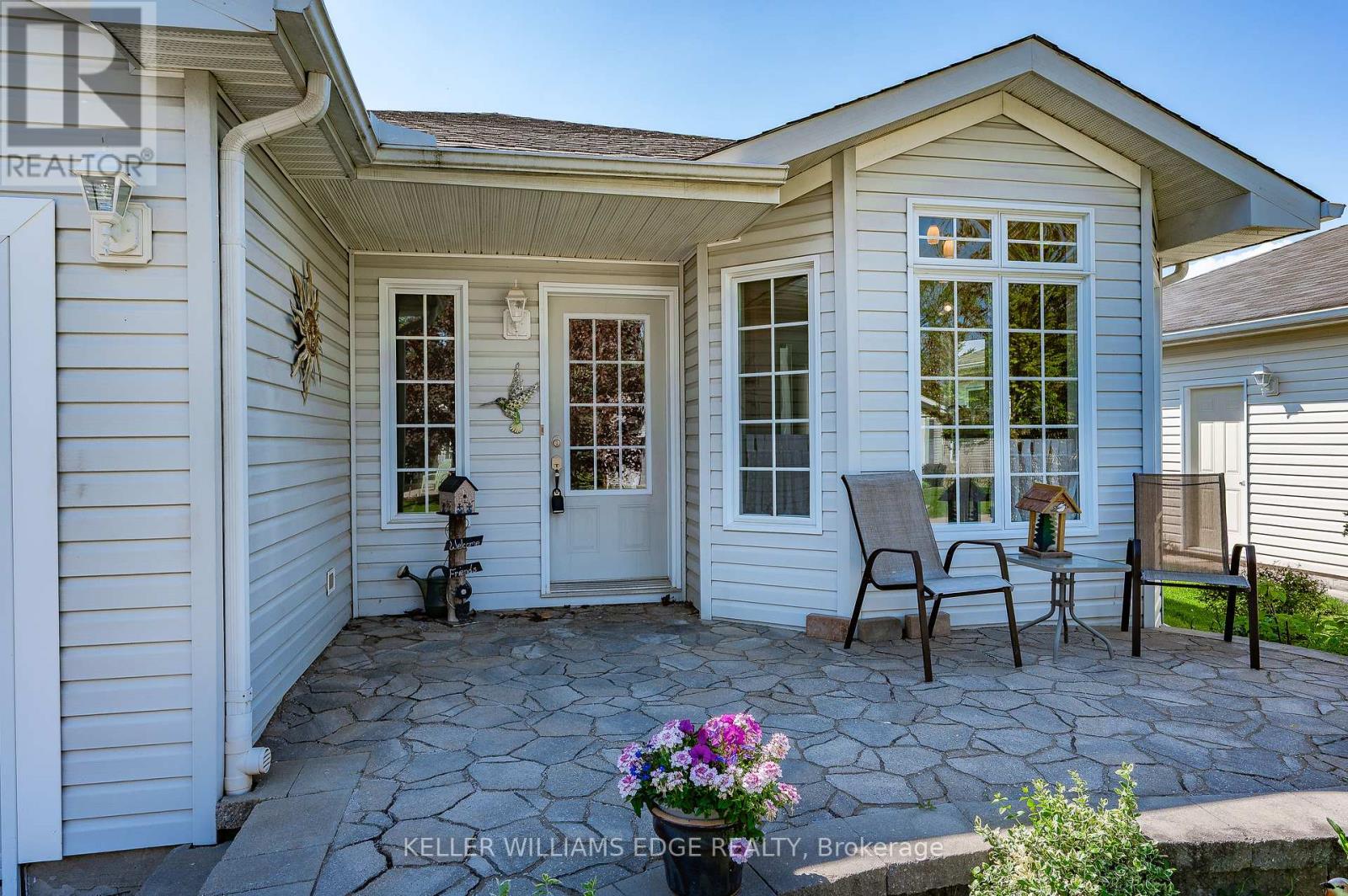 193 Glenariff Drive, Hamilton, Ontario L8N 1A5 - Photo 4 - X12594252