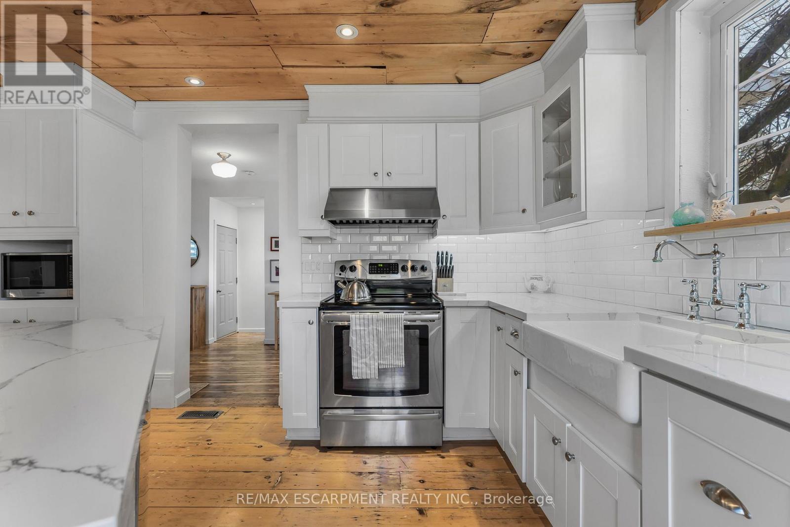 124 Colver Street, West Lincoln, Ontario  L0R 2A0 - Photo 12 - X12594302