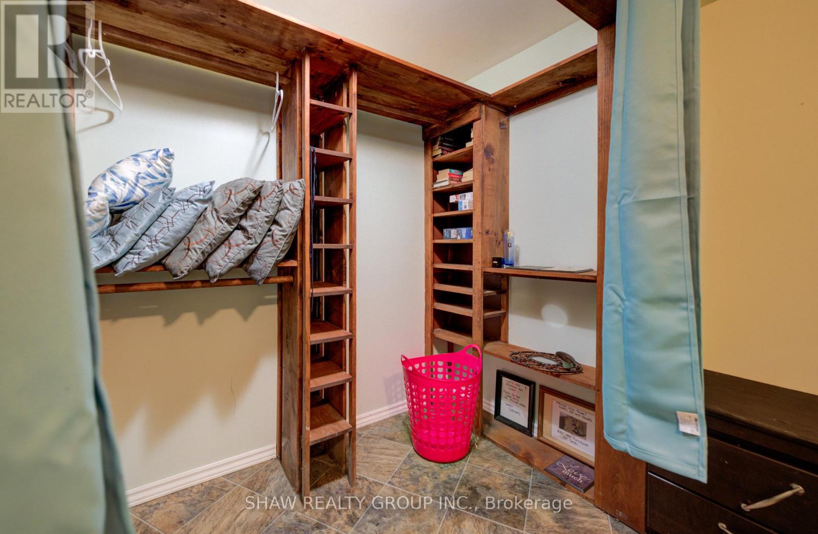 3 - 4 Perin Place, Kitchener, Ontario  N2P 1L5 - Photo 19 - X12594316