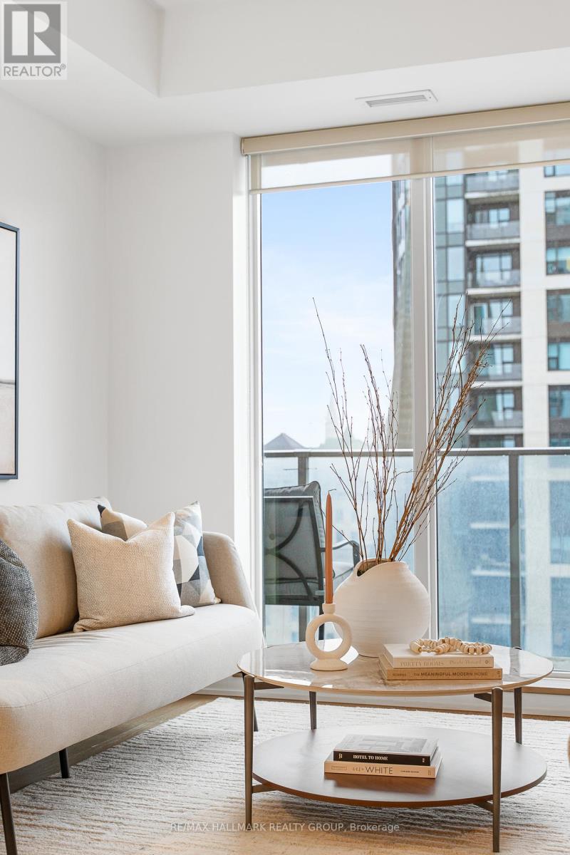 1007 - 428 Sparks Street, Ottawa, Ontario  K1R 0B3 - Photo 10 - X12594408