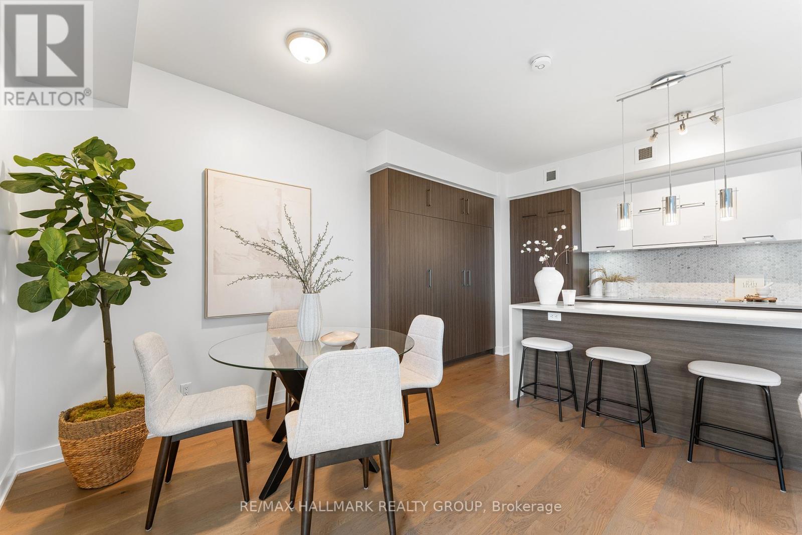 1007 - 428 Sparks Street, Ottawa, Ontario  K1R 0B3 - Photo 14 - X12594408