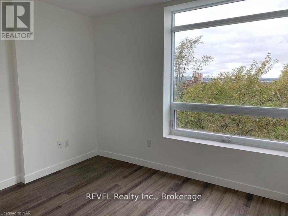 407 - 479 Charlton Avenue E, Hamilton, Ontario L8N 0B4 - Photo 8 - X12594414