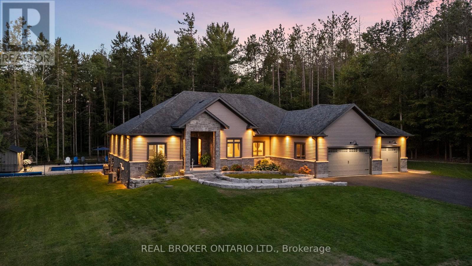 49 Sydenham Trail W, Clearview, Ontario L0M 1H0 - Photo 49 - S12409351