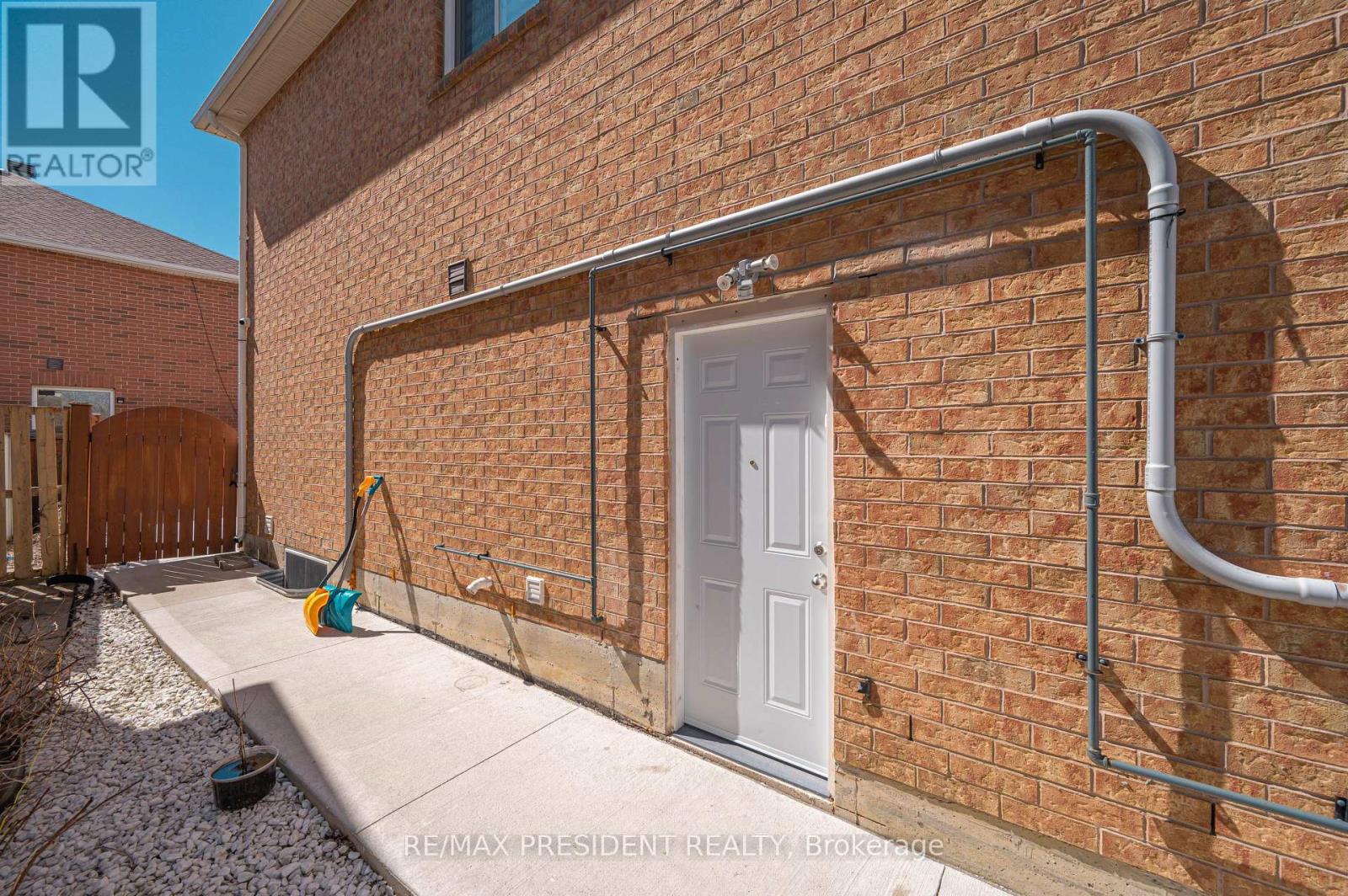 Basement - 3 Rambling Oak Drive, Brampton, Ontario  L7A 3X4 - Photo 25 - W12591262