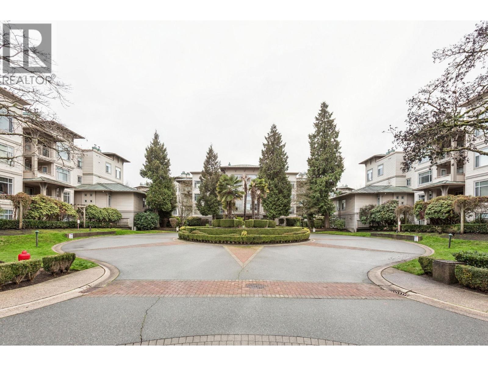 215 8180 Jones Road, Richmond, British Columbia  V6Y 3Z6 - Photo 4 - R3071435