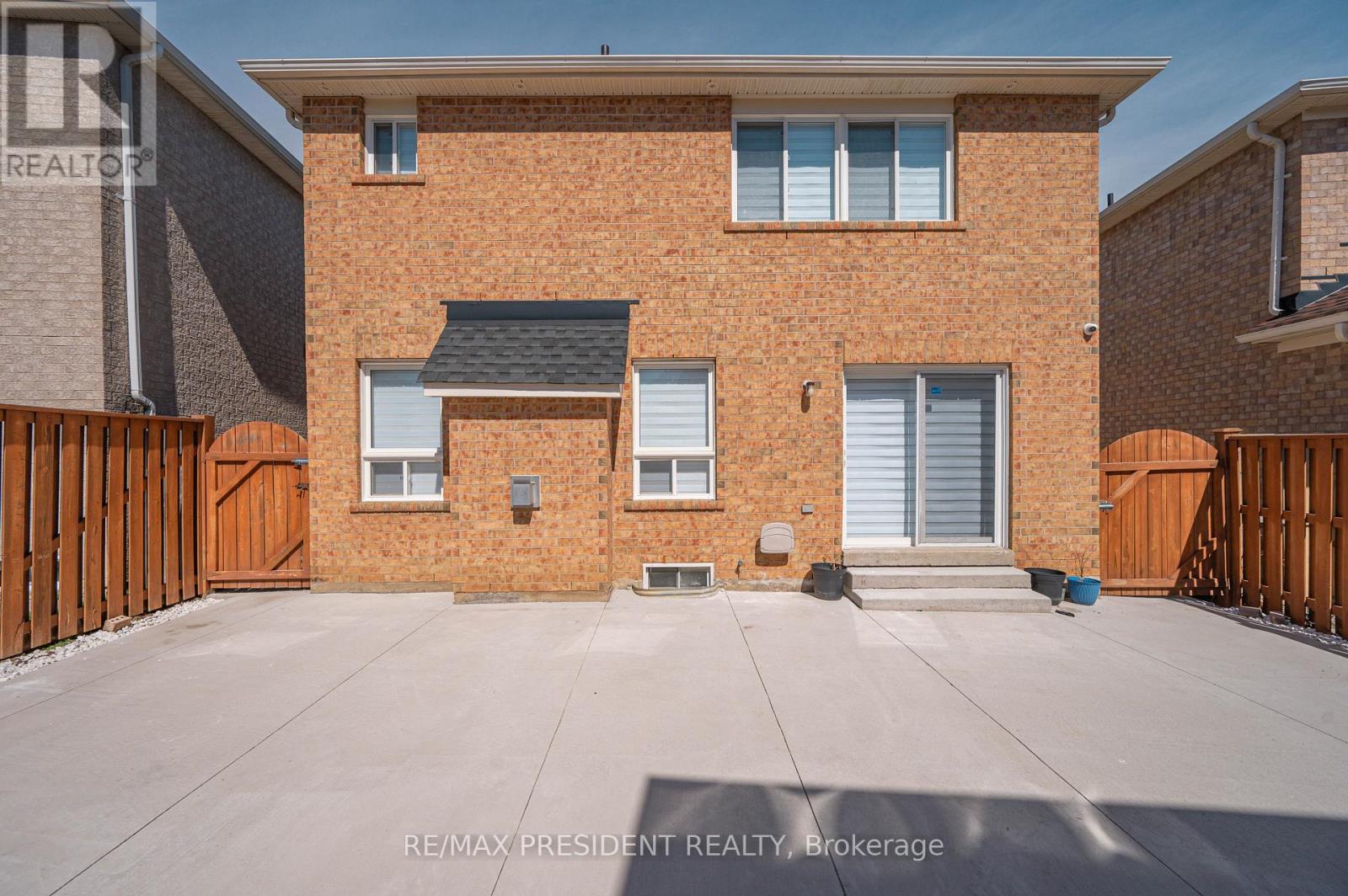 Basement - 3 Rambling Oak Drive, Brampton, Ontario  L7A 3X4 - Photo 27 - W12591262