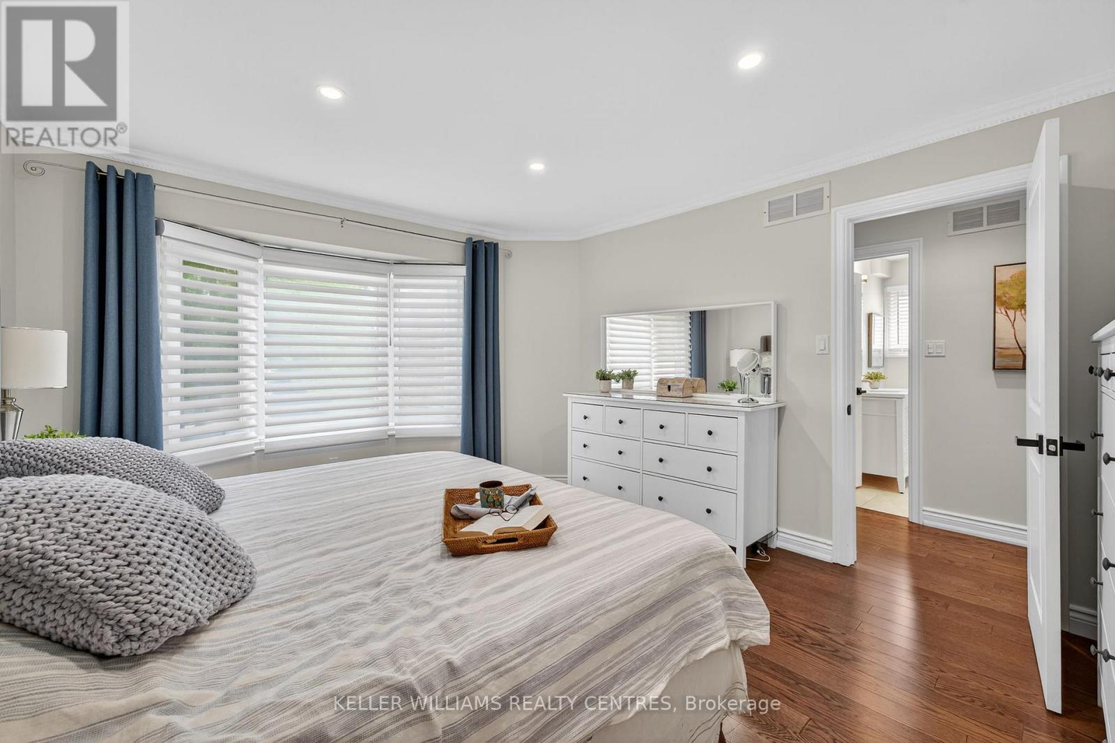 42 Buchanan Crescent, Aurora, Ontario  L4G 5K4 - Photo 26 - N12556688