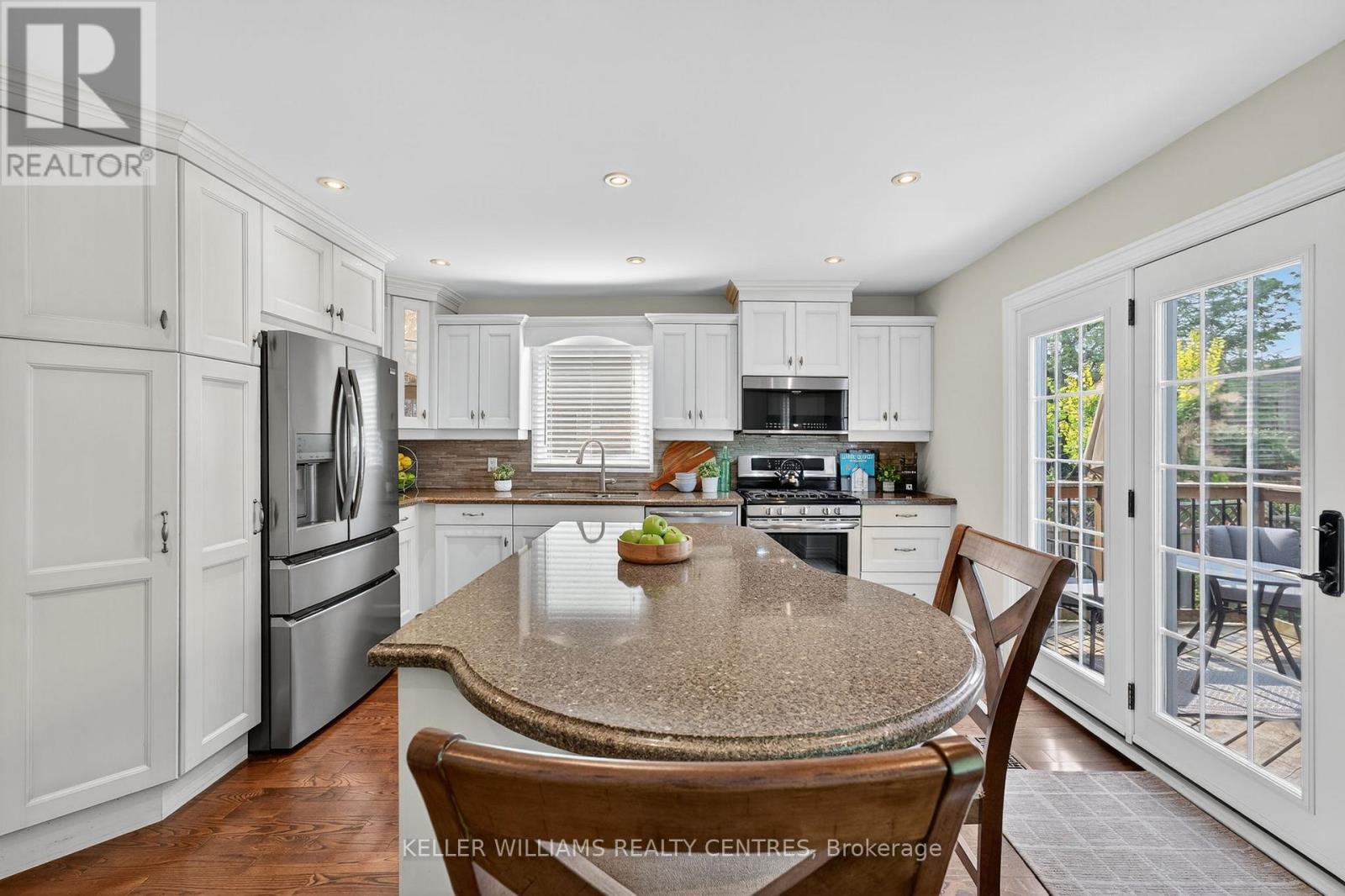 42 Buchanan Crescent, Aurora, Ontario  L4G 5K4 - Photo 18 - N12556688