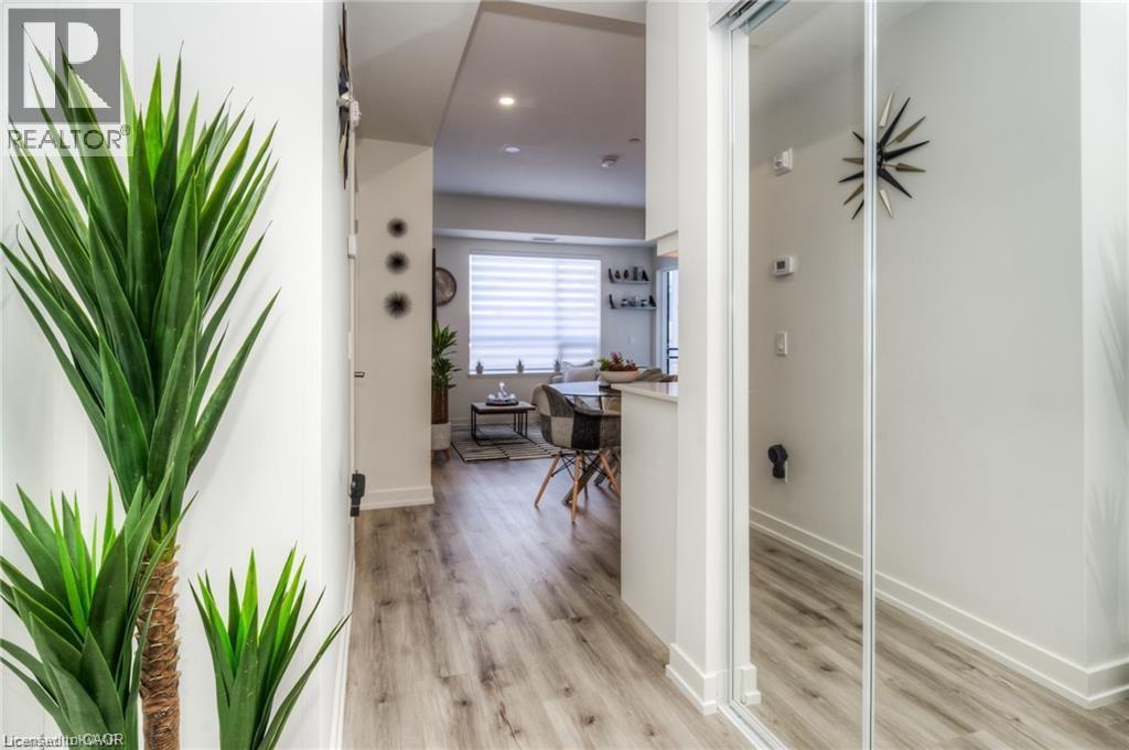 251 Northfield Drive, Waterloo, Ontario  N2K 0G9 - Photo 6 - 40791275