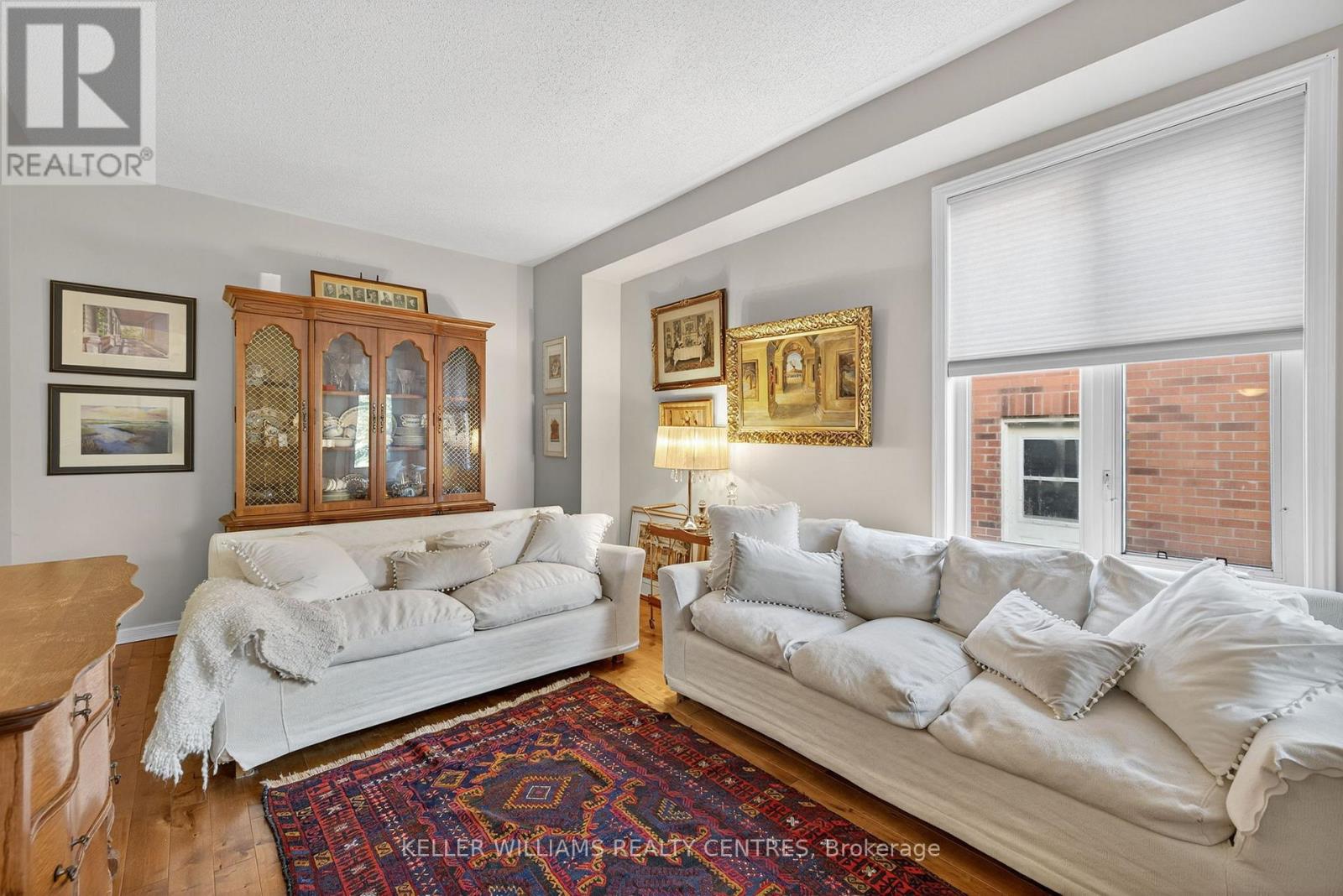 84 Loraview Lane, Aurora, Ontario  L4G 6N5 - Photo 7 - N12575494