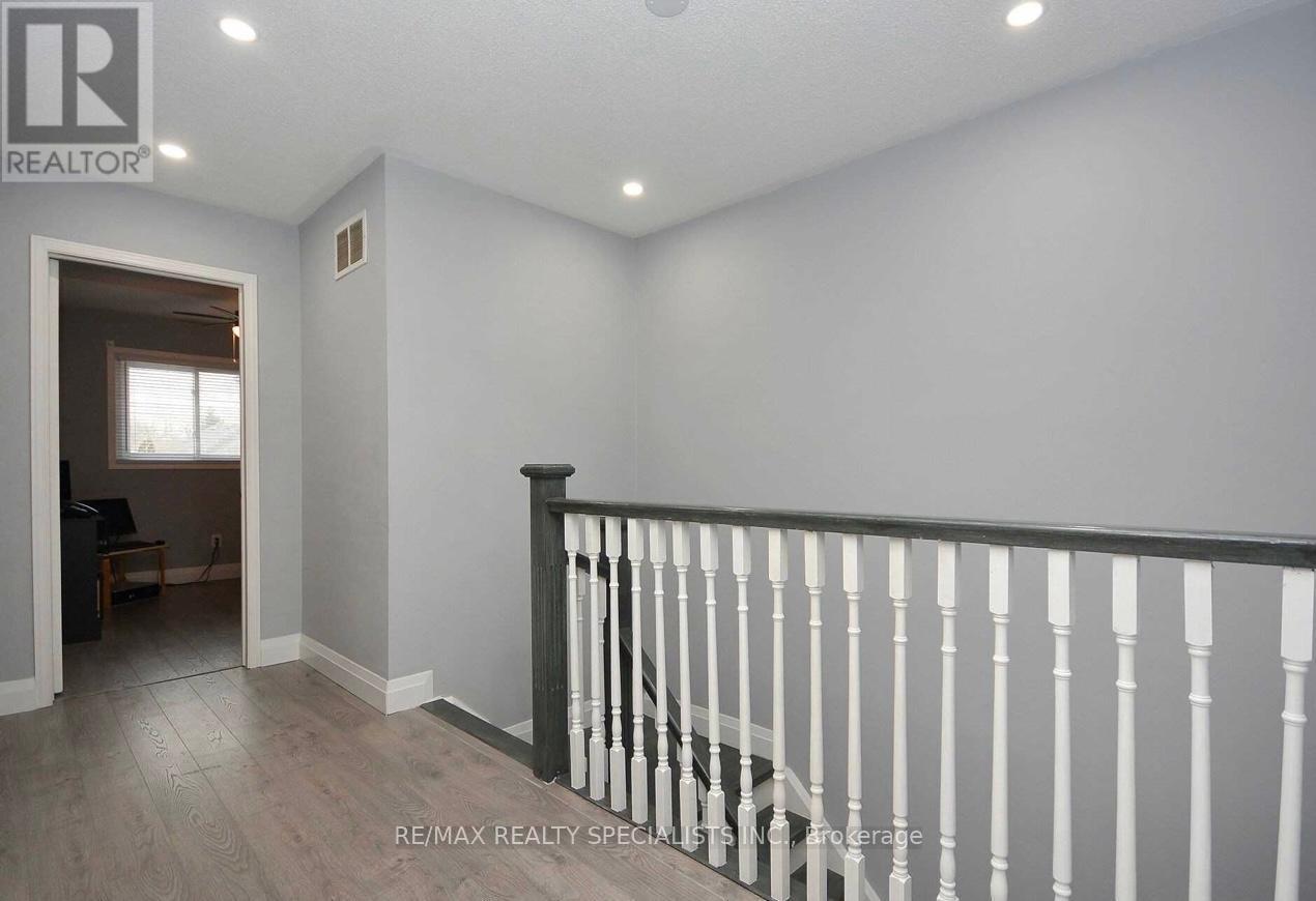 2207 Ridge Landing, Oakville, Ontario  L6M 3L7 - Photo 17 - W12562112