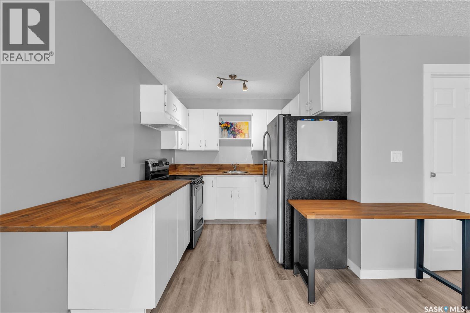 7320 Dalgliesh Drive, Regina, Saskatchewan  S4X 2K8 - Photo 2 - SK017813