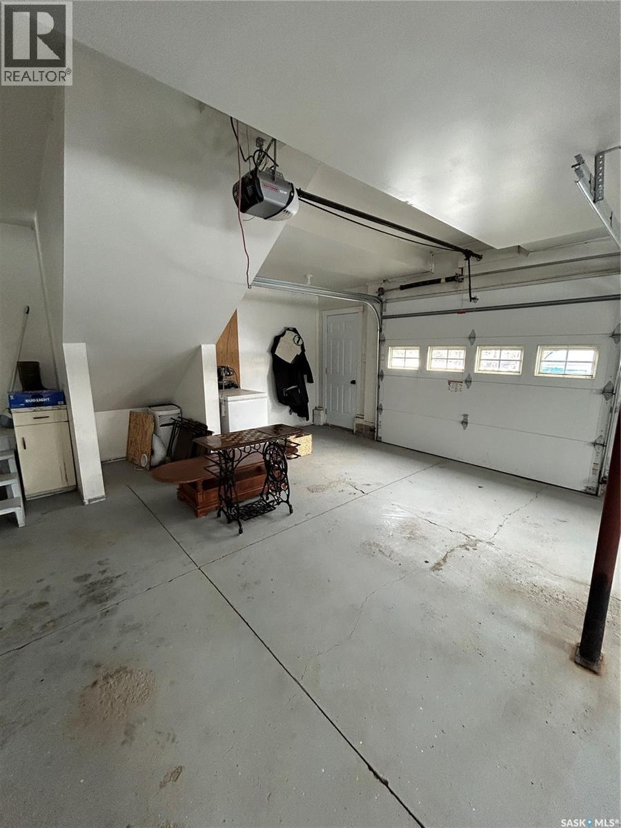 315 Hillside Drive, Kelvington, Saskatchewan  S0A 1W0 - Photo 40 - SK025034