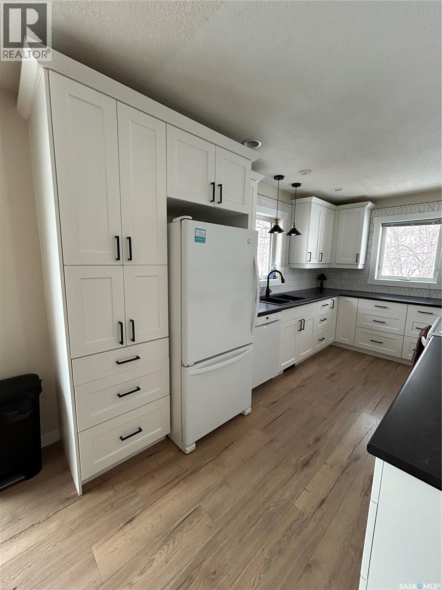 315 Hillside Drive, Kelvington, Saskatchewan  S0A 1W0 - Photo 7 - SK025034