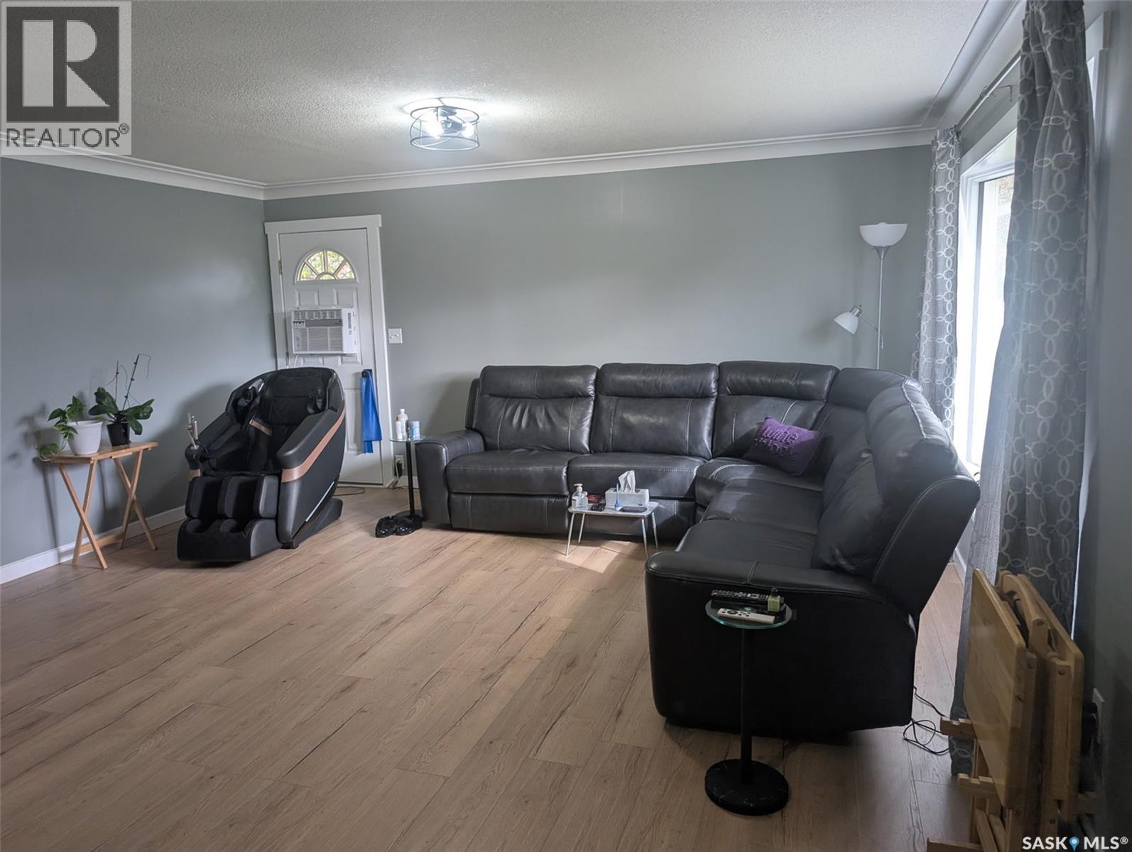 315 Hillside Drive, Kelvington, Saskatchewan  S0A 1W0 - Photo 17 - SK025034